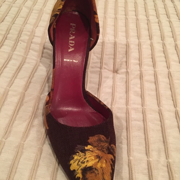 Prada shoes - Picture 2 of 7